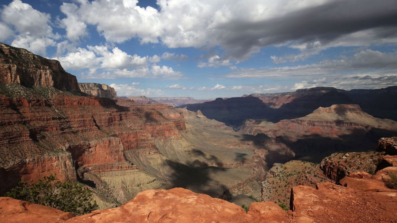 Hiking to the bottom of the Grand Canyon—pursuits with Enterprise 