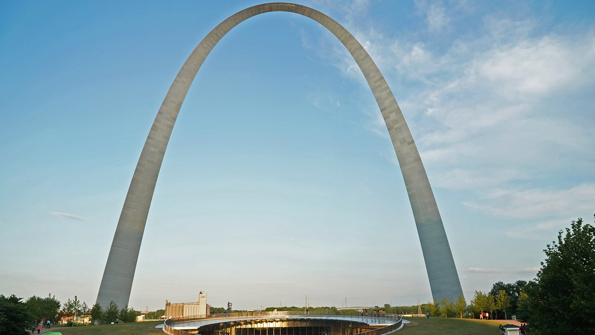 Weekend Getaway to St. Louis Missouri Pursuits with Enterprise