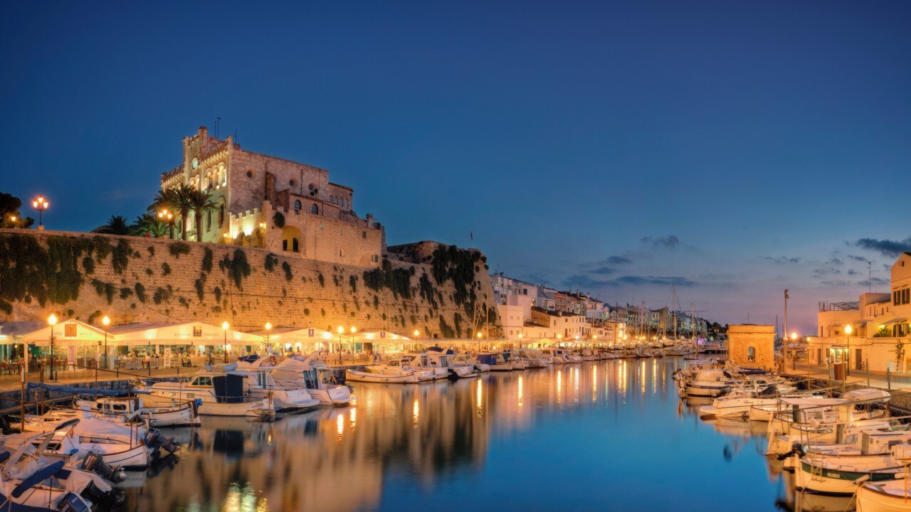 Ciutadella, la vieille ville et le port la nuit